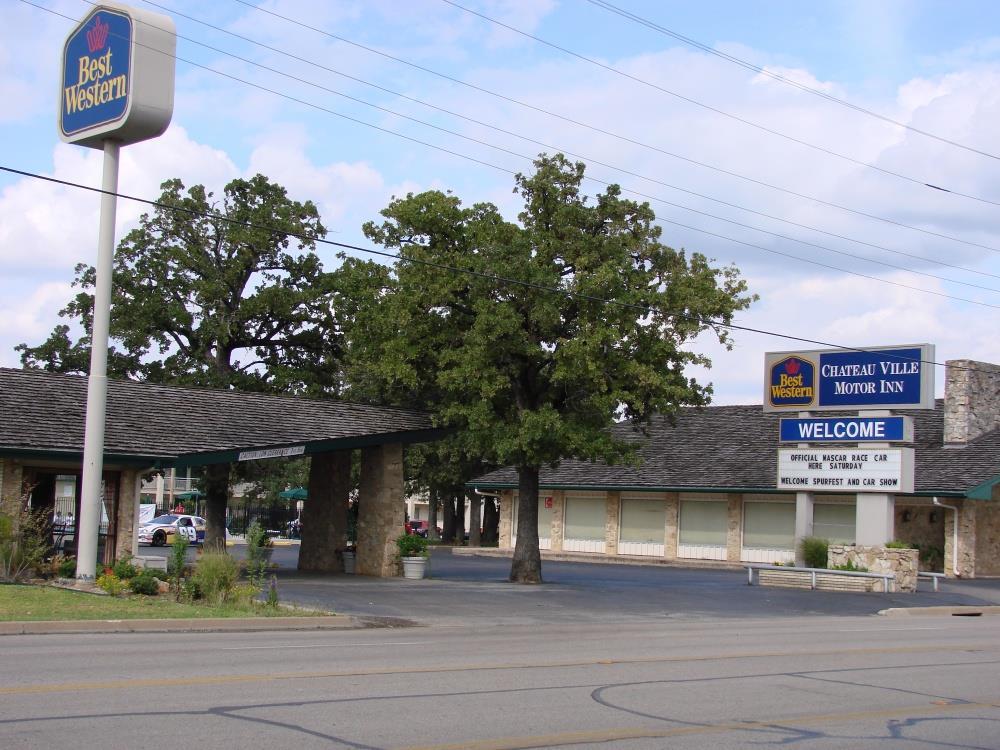 Days Inn By Wyndham Gatesville Bagian luar foto
